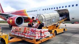 Vietjet ủng hộ đồng bào tại các vùng bị thiệt hại do bão lũ  第2张