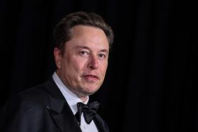 Elon Musk: Mỹ sẽ không thể lên sao Hỏa nếu bà Harris đắc cử 