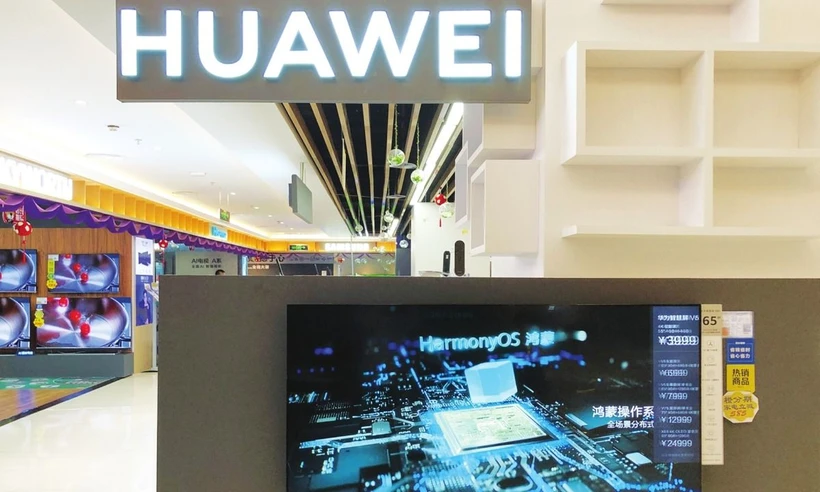  Hệ điều hành mới của Huawei: Chiếc áo quá rộng 