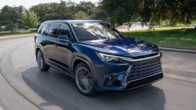  Toyota nối lại sản xuất 2 dòng xe SUV từng dính lỗi nghiêm trọng 