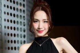  Ca sĩ Hòa Minzy góp sức cùng Báo Người Lao Động hỗ trợ người dân vùng bão lũ