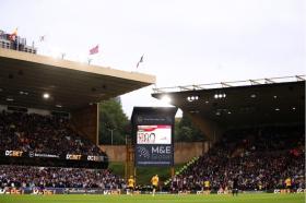  WOLVES vs LIVERPOOL: &apos;Cực chẳng đã&apos; vùng lên bằng mọi giá 