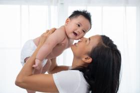 Tiêm vaccine 6 trong 1, hành trang sức khỏe bảo vệ con những tháng đầu đời