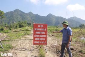 Bờ sông Âm sạt lở, hàng trăm người dân nơm nớp lo sợ