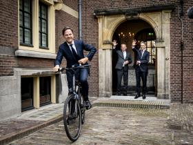 Mark Rutte - tân Tổng thư ký từng giúp NATO 'thoát hiểm' 