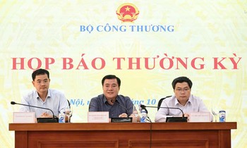  Thuê xe hoán cải chở học sinh: Tai họa rình rập 第8张