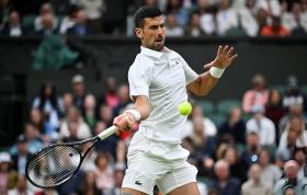 Djokovic lần thứ 16 có mặt tại vòng 4 Wimbledon