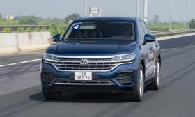 Volkswagen Touareg Luxury - 'đứa con cả' thiệt thòi 