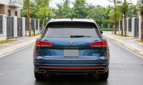 Volkswagen Touareg Luxury - 'đứa con cả' thiệt thòi 