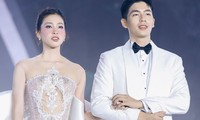  Nữ ca sĩ ôm Phan Hiển khóc 第10张