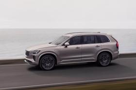 Volvo XC90 phiên bản 2025 trình làng, thêm công nghệ cho mẫu SUV hạng sang